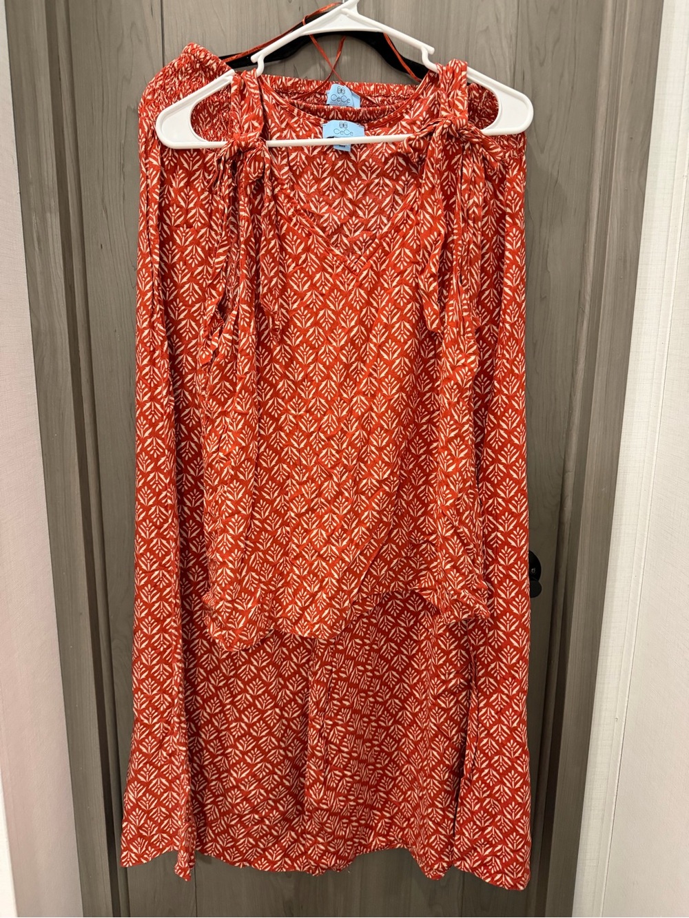 CeCe Orange Printed Wide-Leg Two Piece Set with Tie Straps